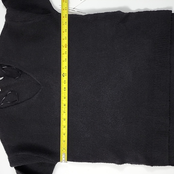 CLOTH by Design Women's Black High Low V-Neck Knit Soft Sweater Size Medium - Picture 9 of 11